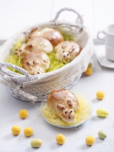 Bułeczki_zajączki_small_thermomix Wielkanocna dekoracja stołu prosto z Twojego piekarnika