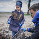 Światowy Dzień Ziemi, 22 kwietnia – jak dbać o planetę nie tylko od święta? 12 wskazówek od Marcina Kostrzyńskiego